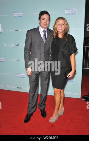 LOS ANGELES, CA. 02 février 2009 : Jimmy Fallon & femme lors de la première mondiale de 'Il est juste pas qu'en vous" au Grauman's Chinese Theatre, à Hollywood. © 2009 Paul Smith / Featureflash Banque D'Images