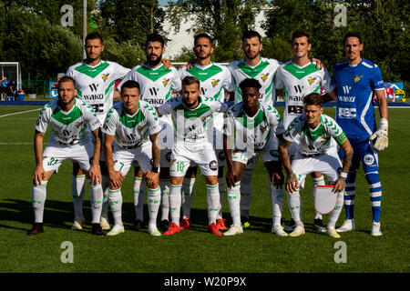 Progrès Niederkorn photo de l'équipe en avance sur leur match contre Cardiff s'est réuni dans la ronde préliminaire de la Ligue Europa au stade de Leckwith. Lewis Mitchell/YCPD Banque D'Images