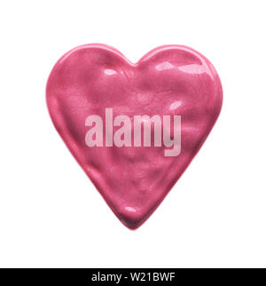 Traits rose doucement et la texture de la peinture acrylique ou brillant à lèvres isolé sur fond blanc Banque D'Images