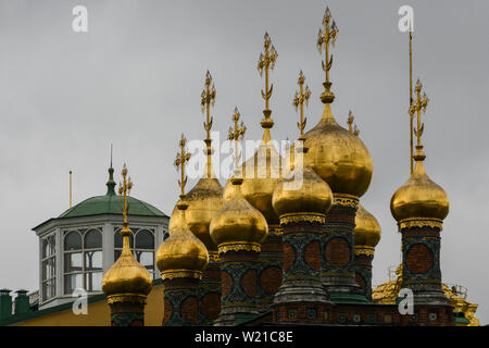 Le Kremlin de Moscou, des coupoles de l'église du palais Terem Banque D'Images