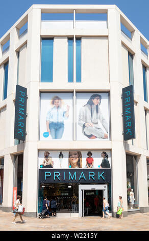 Primark primark, magasin shop La Lande Sheffield South Yorkshire Angleterre uk go Europe Banque D'Images