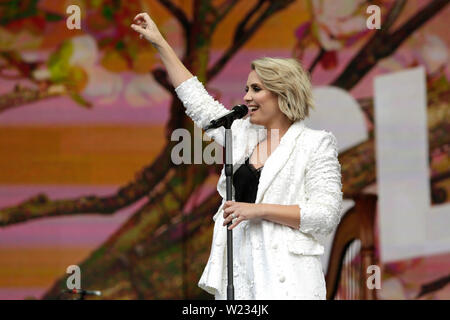 Claire Richards joue sur la scène comme l'heure d'été britannique Barclaycard Hyde Park à Hyde Park, le vendredi 5 juillet 2019 à Londres, en Angleterre. Banque D'Images