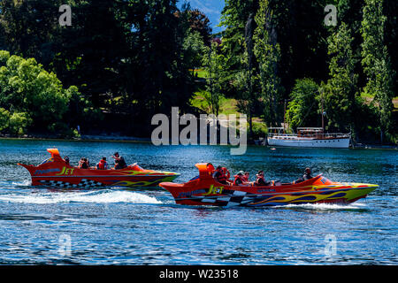 Sports d'aventure sur le lac Wakatipu, Queenstown, Otago, île du Sud, Nouvelle-Zélande Banque D'Images