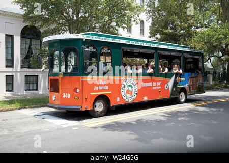 Old Town trolley tours du vieux centre-ville historique de Savannah, Géorgie, USA Banque D'Images