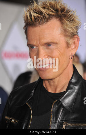 LOS ANGELES, CA. 09 novembre 2009 : Billy Idol lors de la première mondiale de Walt Disney's 'Old Dogs' au El Capitan Theatre, à Hollywood. © 2009 Paul Smith / Featureflash Banque D'Images