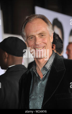 LOS ANGELES, CA. 09 novembre 2009 : Keith Carradine lors de la première mondiale de Walt Disney's 'Old Dogs' au El Capitan Theatre, à Hollywood. © 2009 Paul Smith / Featureflash Banque D'Images