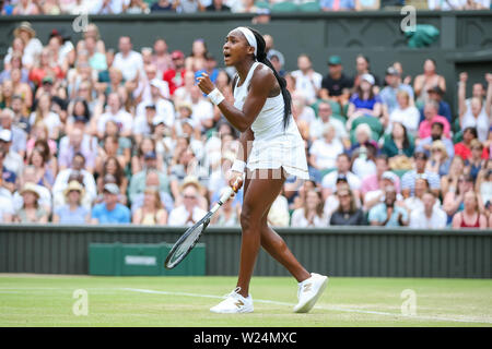 Londres, Royaume-Uni. 5 juillet, 2019. Cori Gauff du United States réagit au cours de la troisième série de match du championnat de tennis sur gazon de Wimbledon contre Hercog Polana de Slovénie, à l'All England Lawn Tennis et croquet Club à Londres, Angleterre le 5 juillet 2019. Credit : AFLO/Alamy Live News Banque D'Images