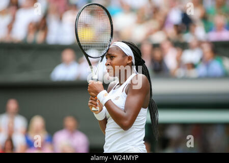 Londres, Royaume-Uni. 5 juillet, 2019. Cori Gauff du United States réagit au cours de la troisième série de match du championnat de tennis sur gazon de Wimbledon contre Hercog Polana de Slovénie, à l'All England Lawn Tennis et croquet Club à Londres, Angleterre le 5 juillet 2019. Credit : AFLO/Alamy Live News Banque D'Images