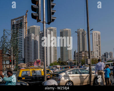 11-AVR-2019 à grande hauteur. Station-Dr développements près de Mahalaxmi E. Moses Road,, Mahalaxmi, Mumbai, Maharashtra, Inde Banque D'Images