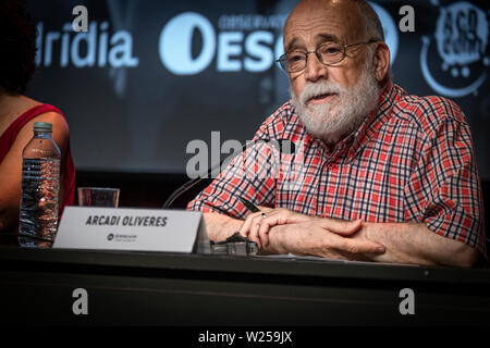 Barcelone, Espagne. 05 juillet, 2019. Arcadi Oliveras, écrivain et économiste espagnol parle pendant le event.Organized Catalan par l'entité culturelle plutonium "indépendants, la deuxième journée de la désobéissance civile a eu lieu à la naissance du centre culturel. Ces deux jours, 4 et 5 juillet, des conférences et tables rondes visent à établir le fondement théorique de la désobéissance civile comme un moyen de résoudre le problème de l'indépendance de la Catalogne après le refus répété de l'état espagnol d'organiser un référendum. Credit : SOPA/Alamy Images Limited Live News Banque D'Images