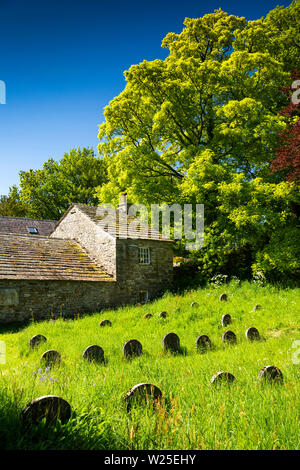 UK, Cumbria, Sedbergh, Brigflatts, Quaker Cimetière, lieu de repos de plus de 700 personnes Banque D'Images