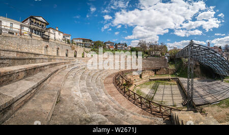 Ohrid, Macédoine du Nord - Avril 2019 : Ruines et vestiges de l'ancien théâtre romain Banque D'Images