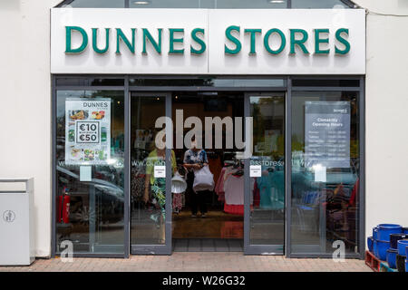 Dunne Stores entrée avant Banque D'Images