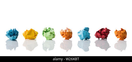 Damier symbolisant différentes solutions isolated on white Banque D'Images