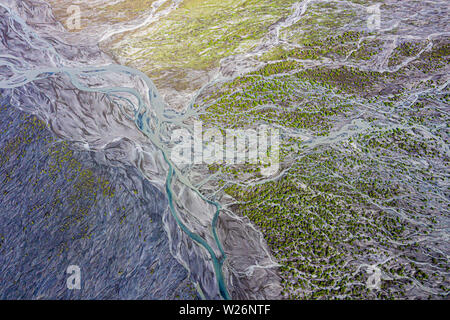 L'écoulement glaciaire, Denali National Park, Alaska, USA Banque D'Images