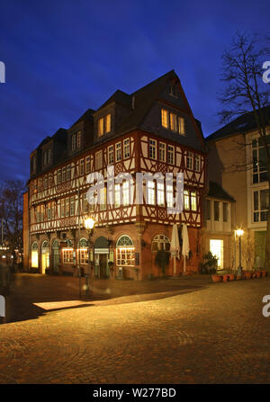 Maison de Wertheim sur Romerberg plaza (Roemer Square) à Frankfurt am Main. Allemagne Banque D'Images