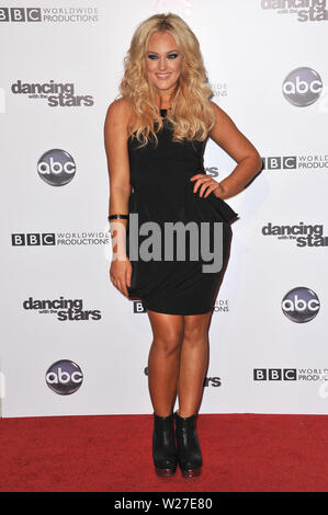 LOS ANGELES, CA. Le 01 novembre 2010 : Lacey Schwimmer à la 200e épisode partie pour danse avec les Stars au boulevard du 3 à Hollywood. © 2010 Paul Smith / Featureflash Banque D'Images