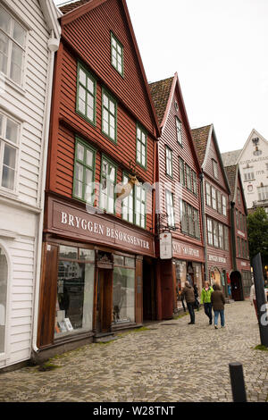 Le centre d'accueil situé dans le quartier historique du quai de Bryggen, à Bergen, en Norvège. Banque D'Images