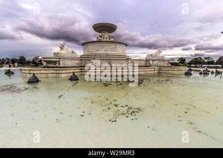 Detroit, Michigan, USA - 6 septembre 2018 : James Scott Memorial Fontaine sur l'île Belle. La fontaine a été achevée en 1925, au coût de 500 000 $ Banque D'Images