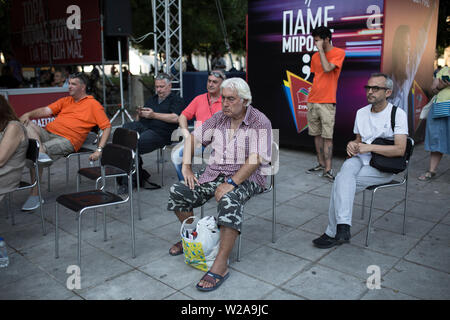 Athènes, Grèce. 07Th Juillet, 2019. Les partisans de l'opposition conservateur Nea Dimokratia vous attendent les résultats des élections à Athènes. La Grèce a élu un nouveau parlement. Baltagiannis Crédit : Socrates/dpa/Alamy Live News Banque D'Images