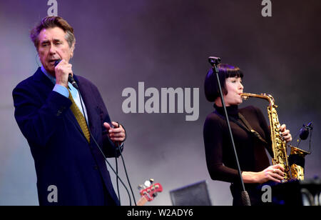 Bryan Ferry effectuant à l'heure d'été britannique à Hyde Park, Londres. Banque D'Images