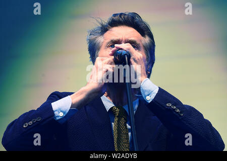 Bryan Ferry effectuant à l'heure d'été britannique à Hyde Park, Londres. Banque D'Images