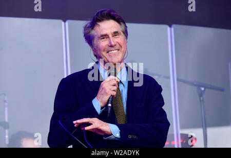 Bryan Ferry effectuant à l'heure d'été britannique à Hyde Park, Londres. Banque D'Images