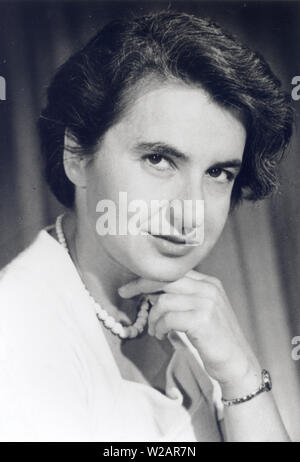 Rosalind Elsie Franklin (1920 - 1958) chimiste anglais et cristallographe à rayons X dont le travail était au centre de la compréhension de la structure moléculaire de l'ADN Banque D'Images