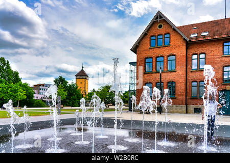 Les fontaines d'eau dans le Bürgerpark ( parc public) de Reutlingen, Allemagne Banque D'Images