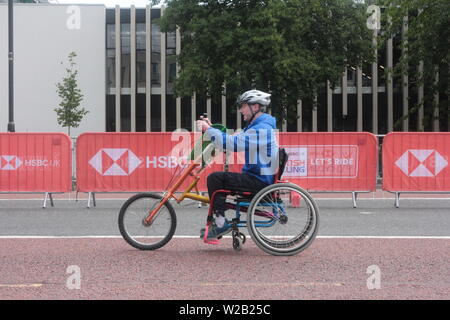 Newcastle Upon Tyne, au Royaume-Uni. 7 juillet, 2019, les cyclistes bénéficient les rues de Newcastle pour la britannique HSBC Let's Ride event, Crédit : DavidWhinham/Alamy Banque D'Images