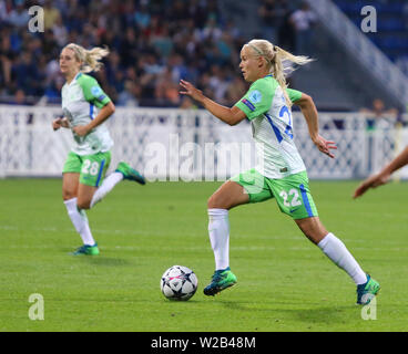 Kiev, UKRAINE - le 24 mai 2018 : Pernille Harder, de VFL Wolfsburg en action au cours de l'UEFA Women's Champions League 2018 match contre l'Olympique Ly Banque D'Images