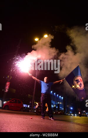 Mosxato, Grèce. 07Th Juillet, 2019. Le taux de Nouvelle Démocratie, célèbre la victoire de son parti dans les élections nationales. Credit : Dimitrios Karvountzis/Pacific Press/Alamy Live News Banque D'Images