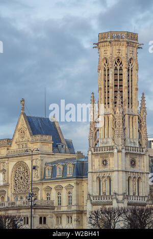 Le carillon de clocher de la mairie, du 1er arrondissement de Paris Banque D'Images