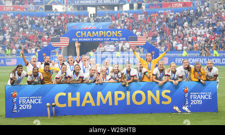 Décines-Charpieu, France. 7 juillet, 2019. Football, les femmes : WM, USA - Pays-Bas, ronde, Final, Stade de Lyon : l'équipe des Etats-Unis. Photo : Sebastian Gollnow/dpa dpa : Crédit photo alliance/Alamy Live News Banque D'Images