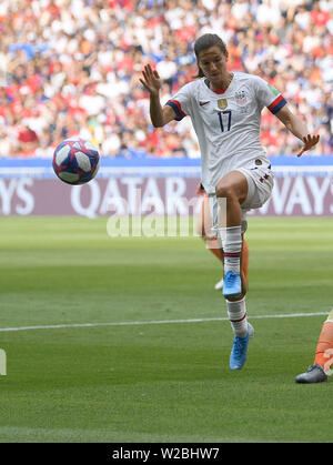 Décines-Charpieu, France. 7 juillet, 2019. Football, les femmes : WM, USA - Pays-Bas, ronde, final, Stade de Lyon : Tobin Heath des USA joue un ballon. Photo : Sebastian Gollnow/dpa dpa : Crédit photo alliance/Alamy Live News Banque D'Images