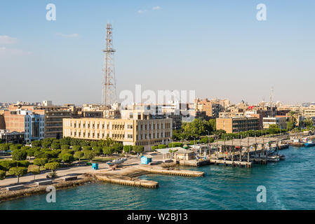 Port Tawfiq, Egypte - Novembre 5, 2017 : Architecture du Port Tawfiq (Tawfik) près de Suez. Le Port de Suez est un port égyptien situé au sud de bou Banque D'Images