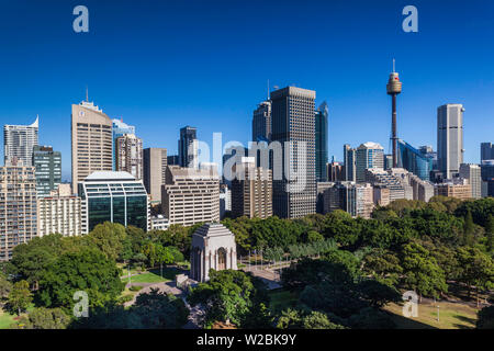 L'Australie, New South Wales, NSW, Sydney, Central Business District, CBD bâtiments de Hyde Park view. Banque D'Images