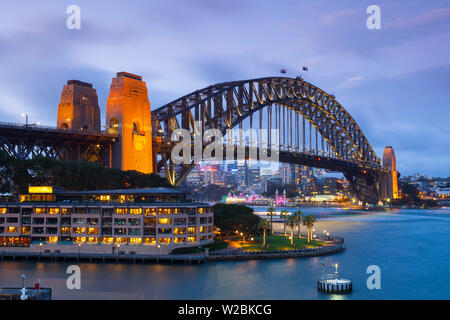 Le Harbour Bridge, Darling Harbour, Sydney, New South Wales, Australia Banque D'Images