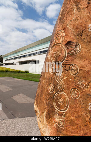 L'Australie, Territoire de la capitale australienne, Canberra, ACT, National Portrait Gallery et le jardin de sculptures d'art autochtones Banque D'Images