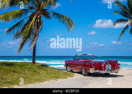 1959 Dodge Custom Convertible Lancer fidèles, Playa del Este, La Havane, Cuba Banque D'Images