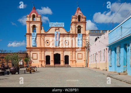 Cuba, Camaguey, la province de Camaguey, Plaza del Carmen, Iglesia de Nuestra Señora del Carmen Banque D'Images