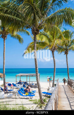 Cuba, province de Ciego de Avila, Jardines del Rey, Cayo Coco, la plage de Las Coloradas