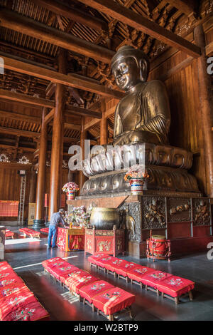 Statue de Bouddha à l'intérieur du temple de Jing'an, Shanghai, Chine Banque D'Images