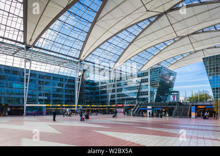 Germany, Bavaria, Munich, l'Aéroport International de Munich, extérieur Banque D'Images