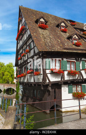 Les pêcheurs et les tanneurs', l'Hotel Schiefes Haus (de travers ou Maison penchée), Vieille Ville, Ulm, Bade-Wurtemberg, Allemagne Banque D'Images