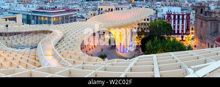 Espagne, Andalousie, province de Séville, Séville, la Plaza de la Encarnacion, le Metropol Parasol par l'architecte Jürgen Mayer-Hermann Banque D'Images