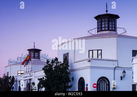 Espagne, Canaries, Lanzarote, Arecife, hôtel de ville, l'aube Banque D'Images