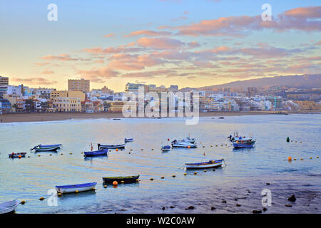 Playa de las Canteras, quartier de Santa Catalina, Las Palmas de Gran Canaria, Gran Canaria, Îles Canaries, Espagne, l'océan Atlantique, l'Europe Banque D'Images