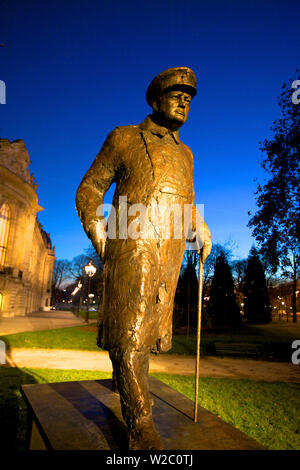 Statue de Sir Winston Churchill, Paris, France, l'Europe de l'Ouest. Banque D'Images