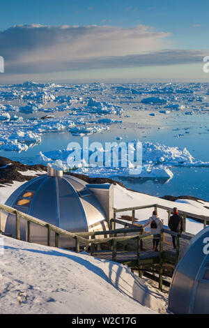 Le Groenland, baie de Disko, Ilulissat, maisons au bord de l'igloo Banque D'Images